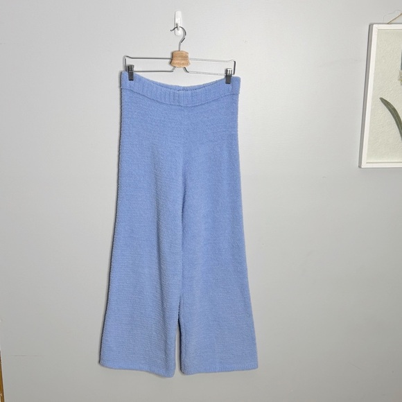 Aerie Marshmallow Hoodie and Matching Marshmallow Trousers - Picture 6 of 8